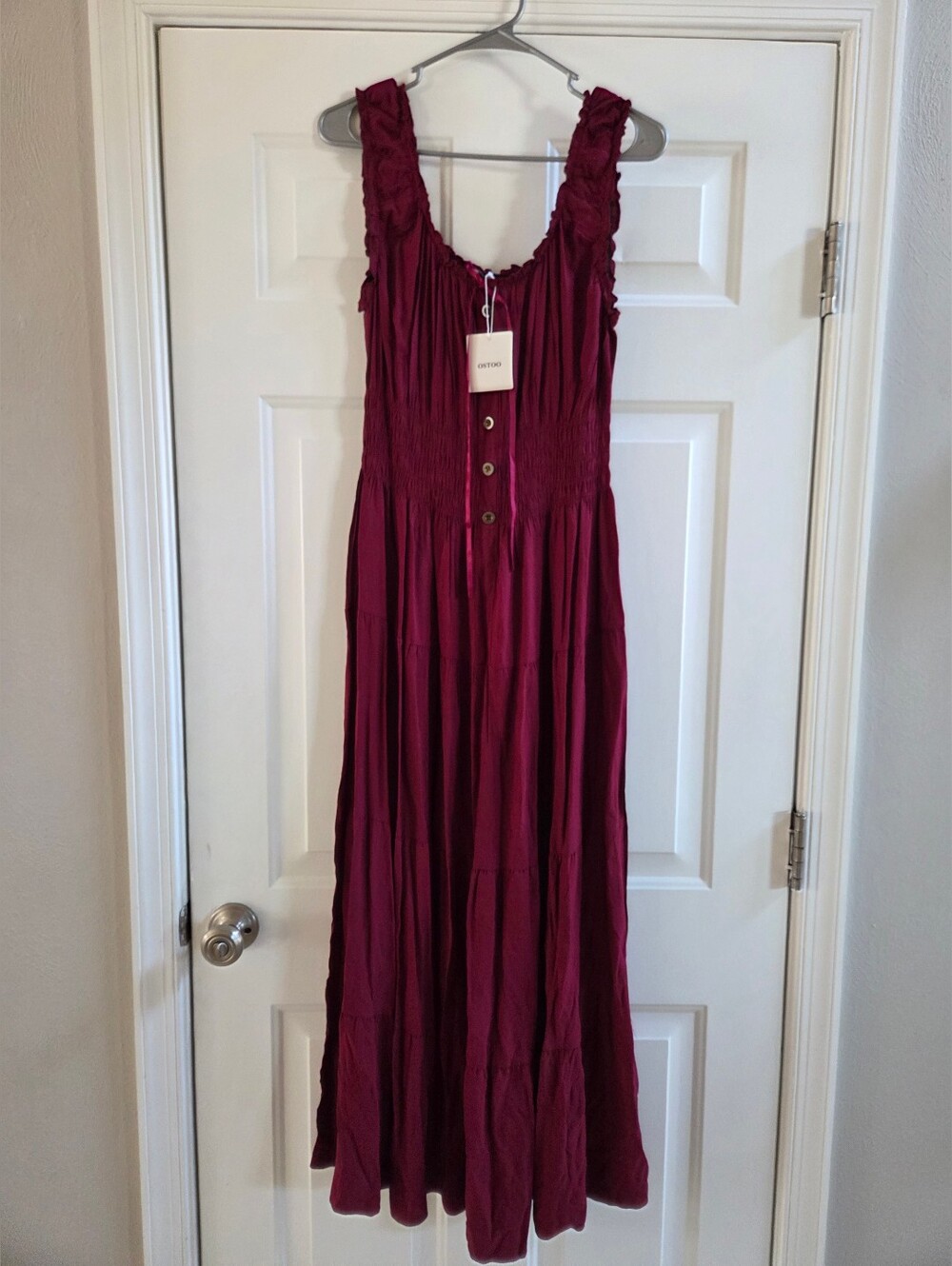 Ostoo Maxi Dress - Picture 2 of 10